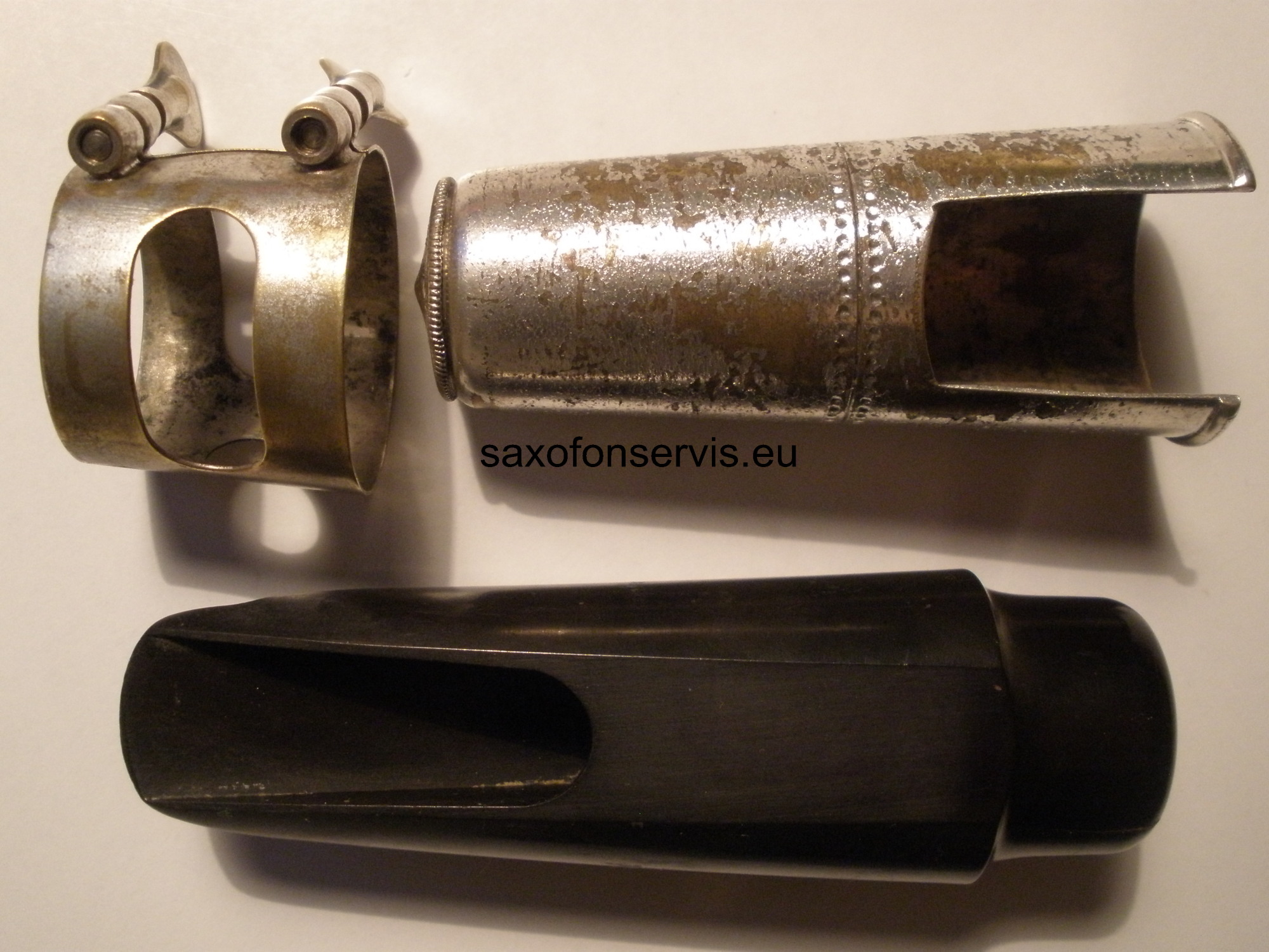 Plastová,starší hubička tenor sax