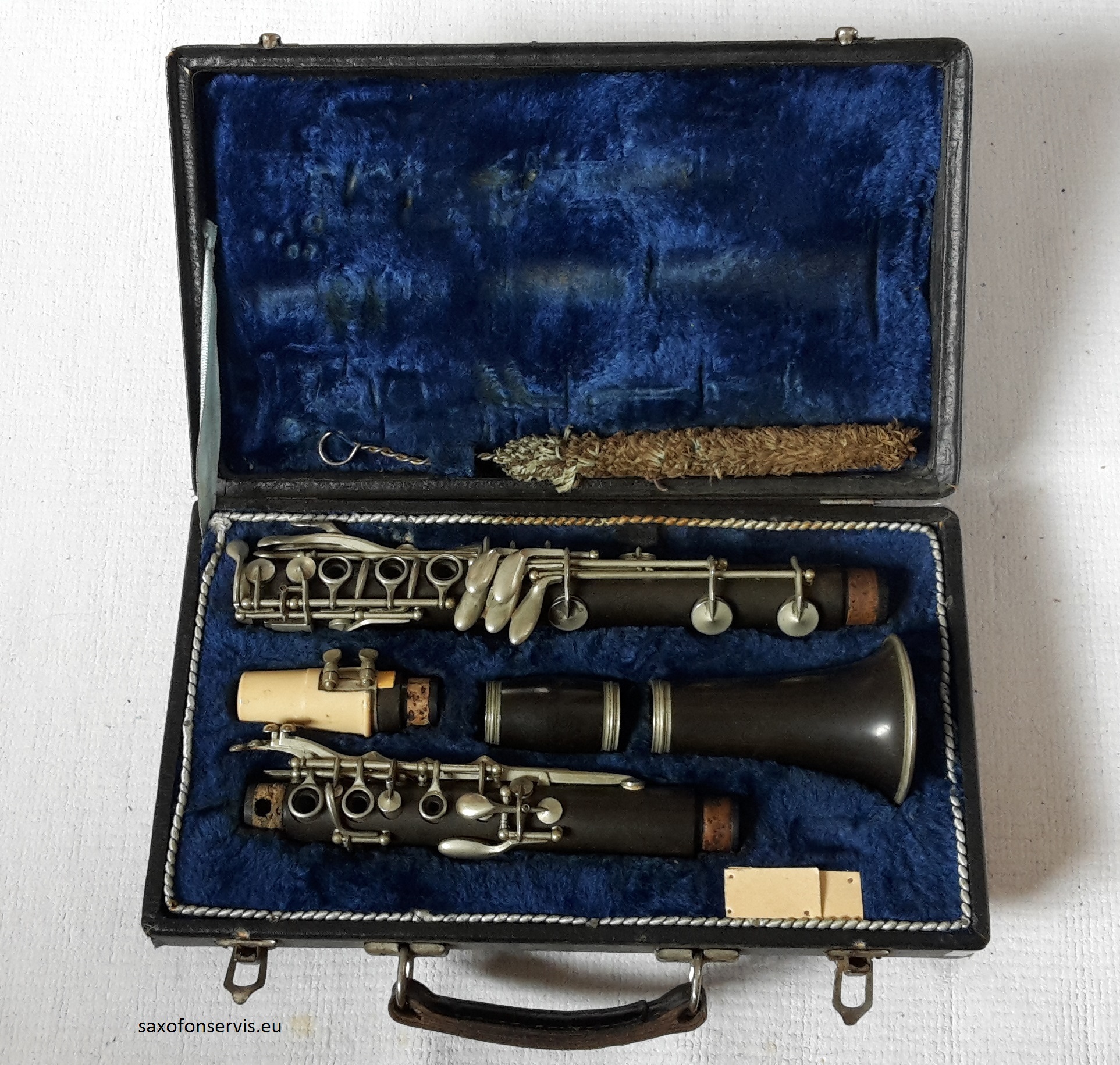 Bb klarinet Amati - plnoklapkový,plastový No.319528