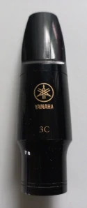 Yamaha 3C - hubička na tenor sax.