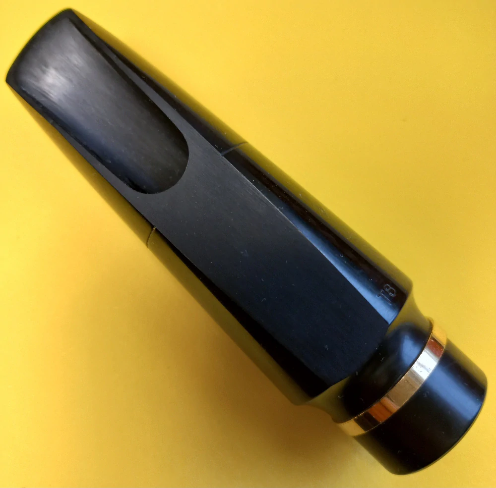 Vandoren 16V T8 tenor sax