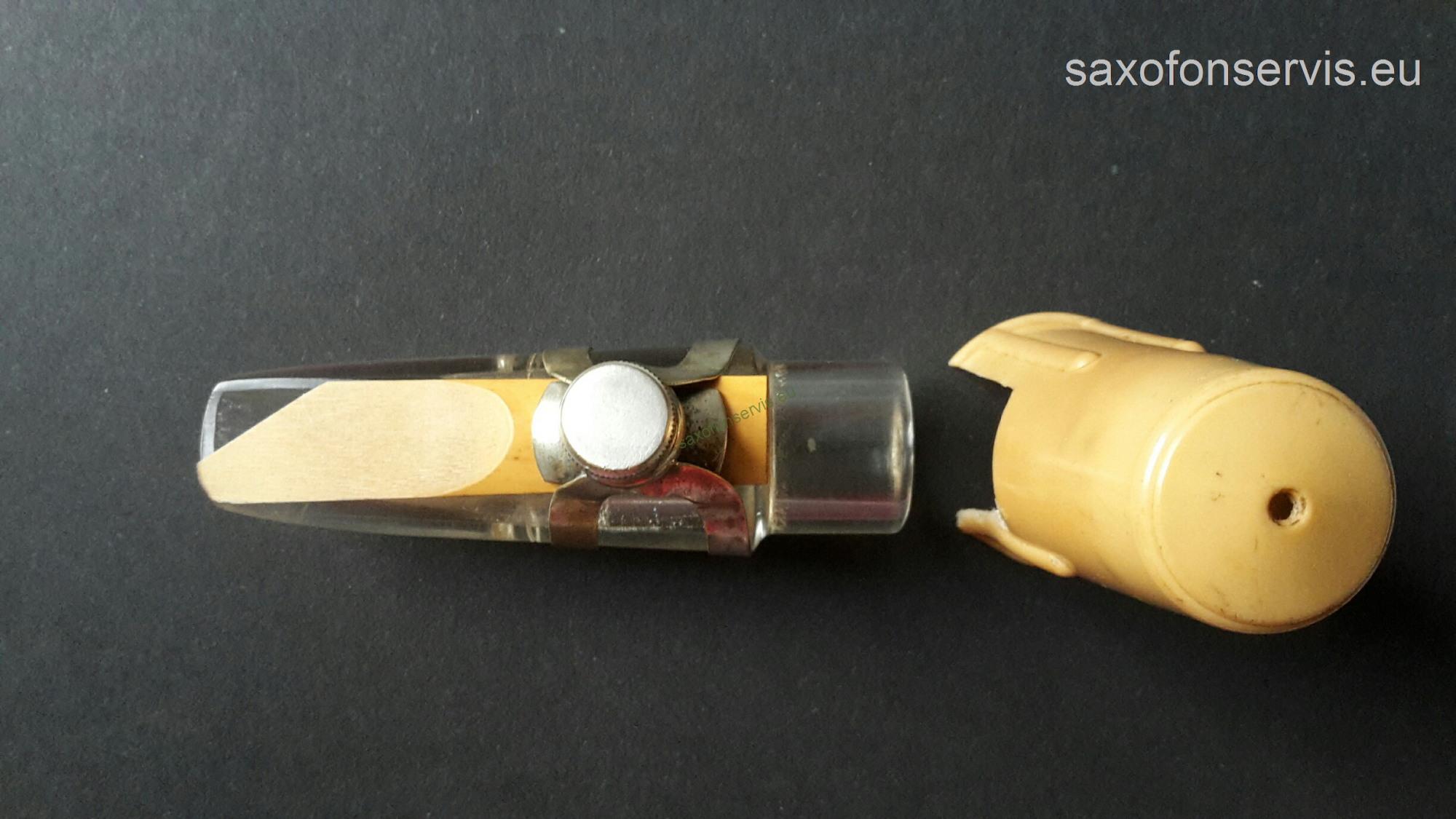 Plastová, čirá, hubička na tenor saxofon