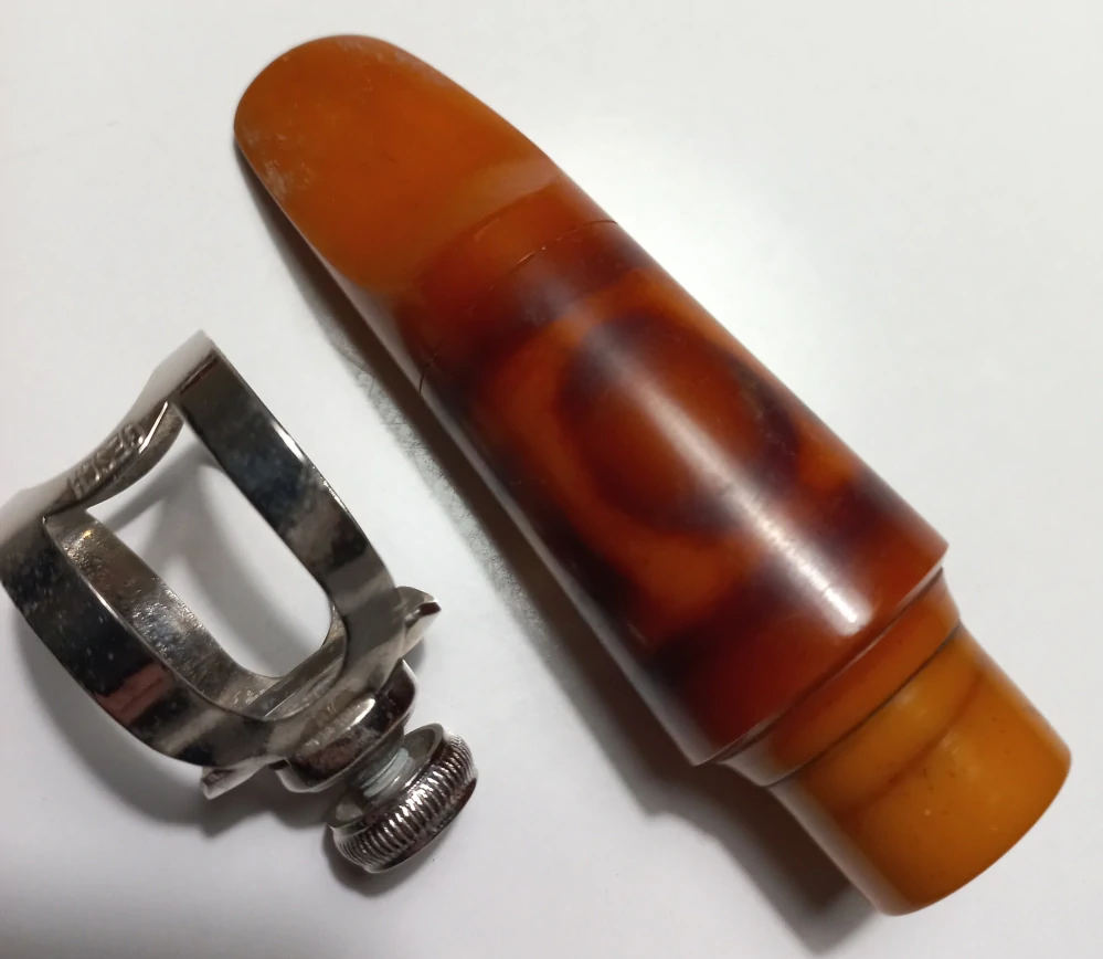 Světle hnědá bez značky - Tenor sax