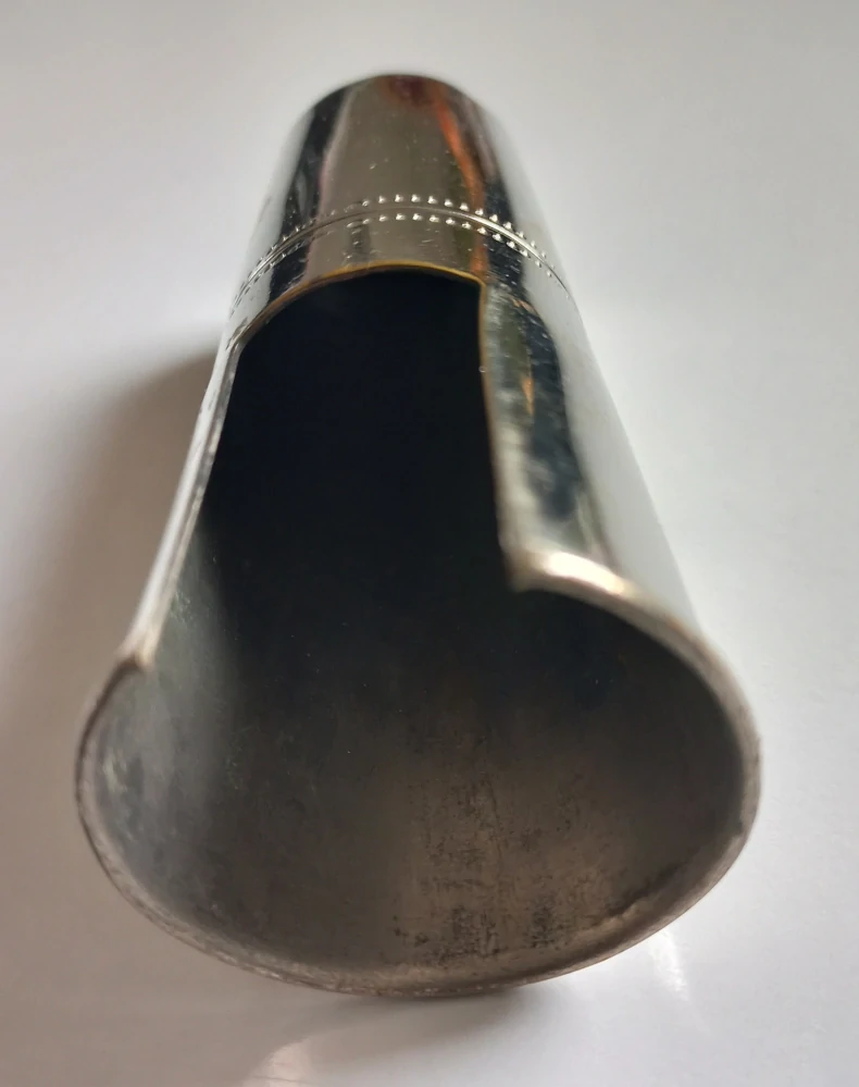 Vintage metal klobouček na tenor No.8792