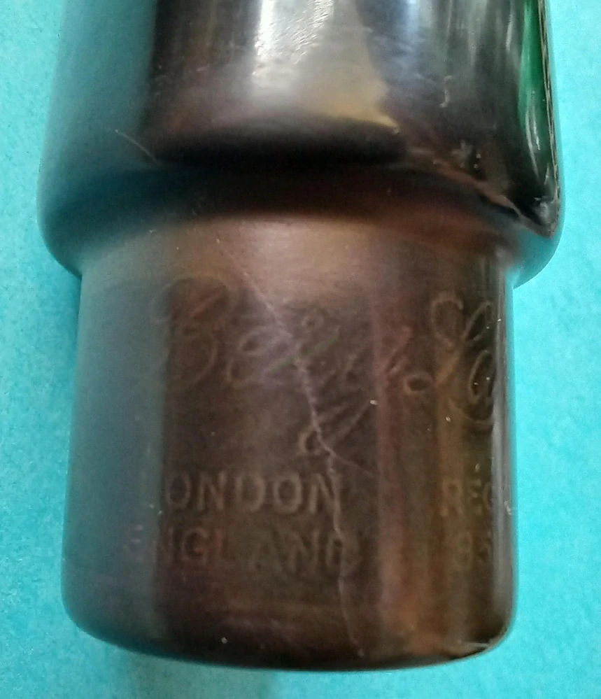 Berg Larsen Ebonit 95 (Poškozeno)