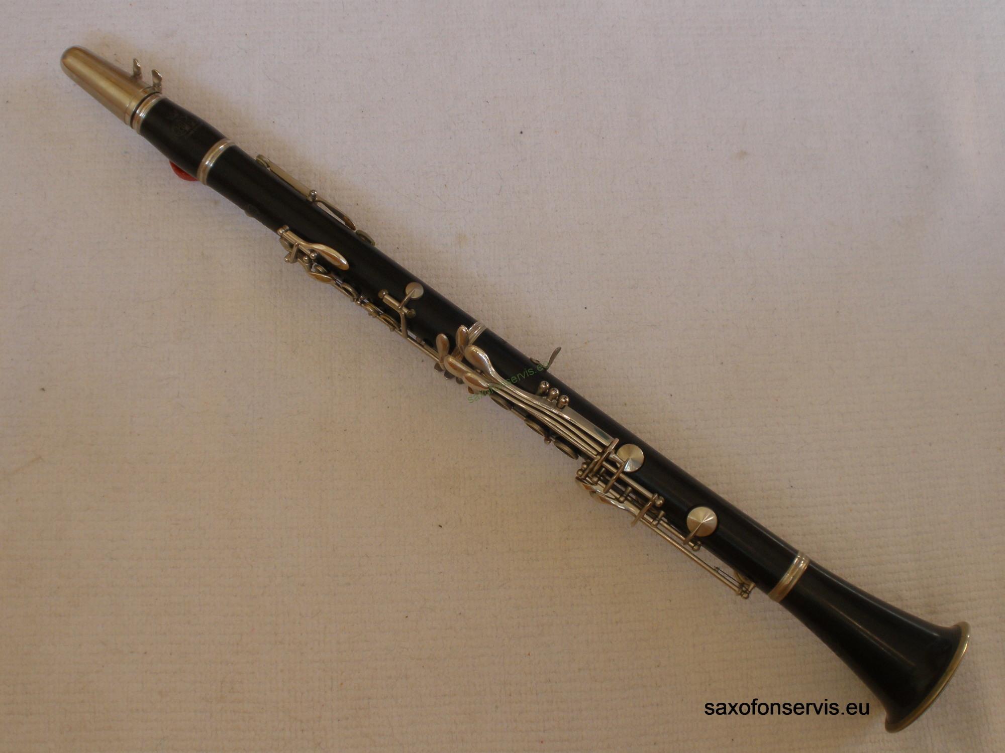 Bb klarinet AMATI  ACL 212