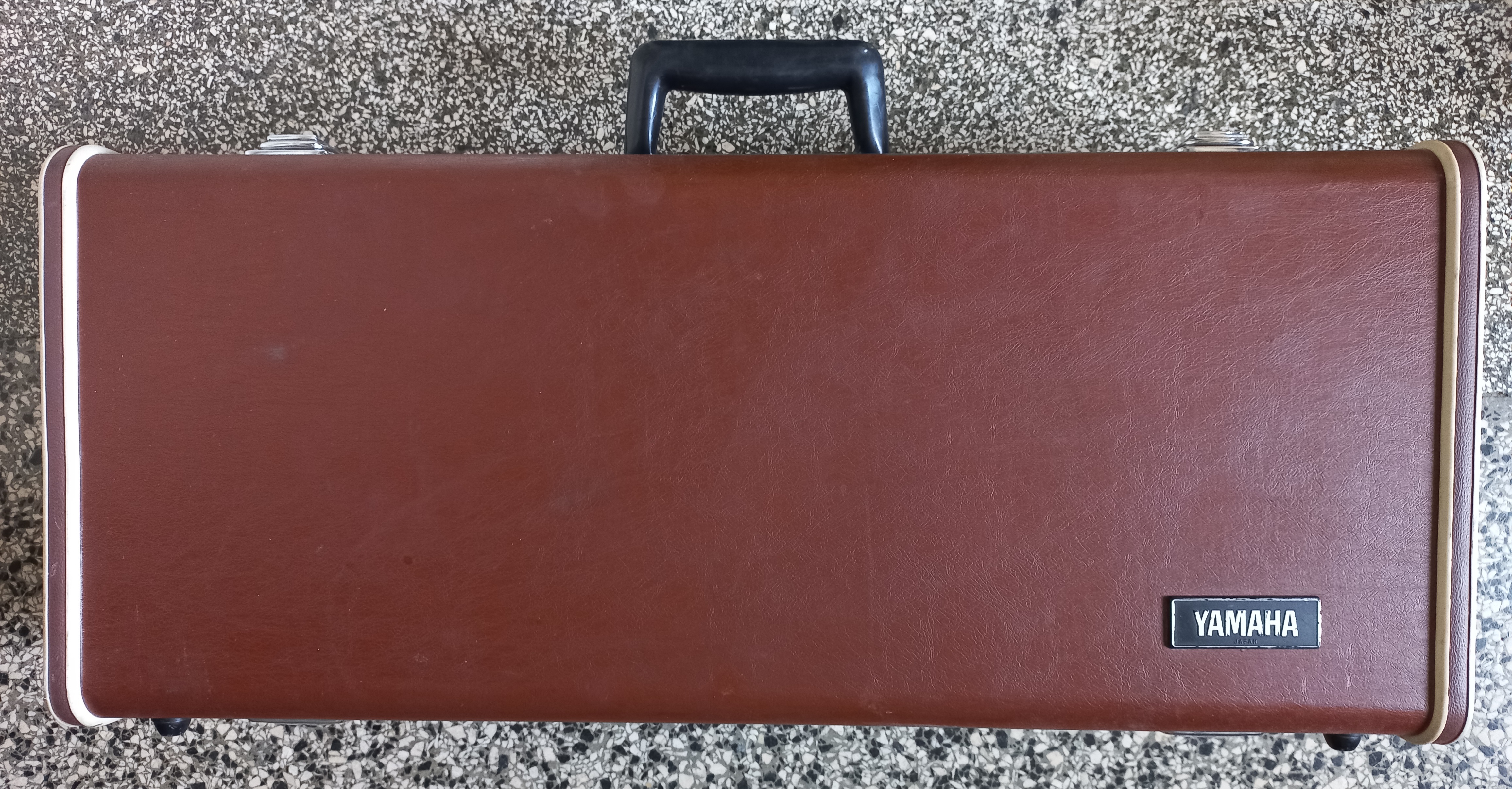 Yamaha - E1  275   No.J93421 