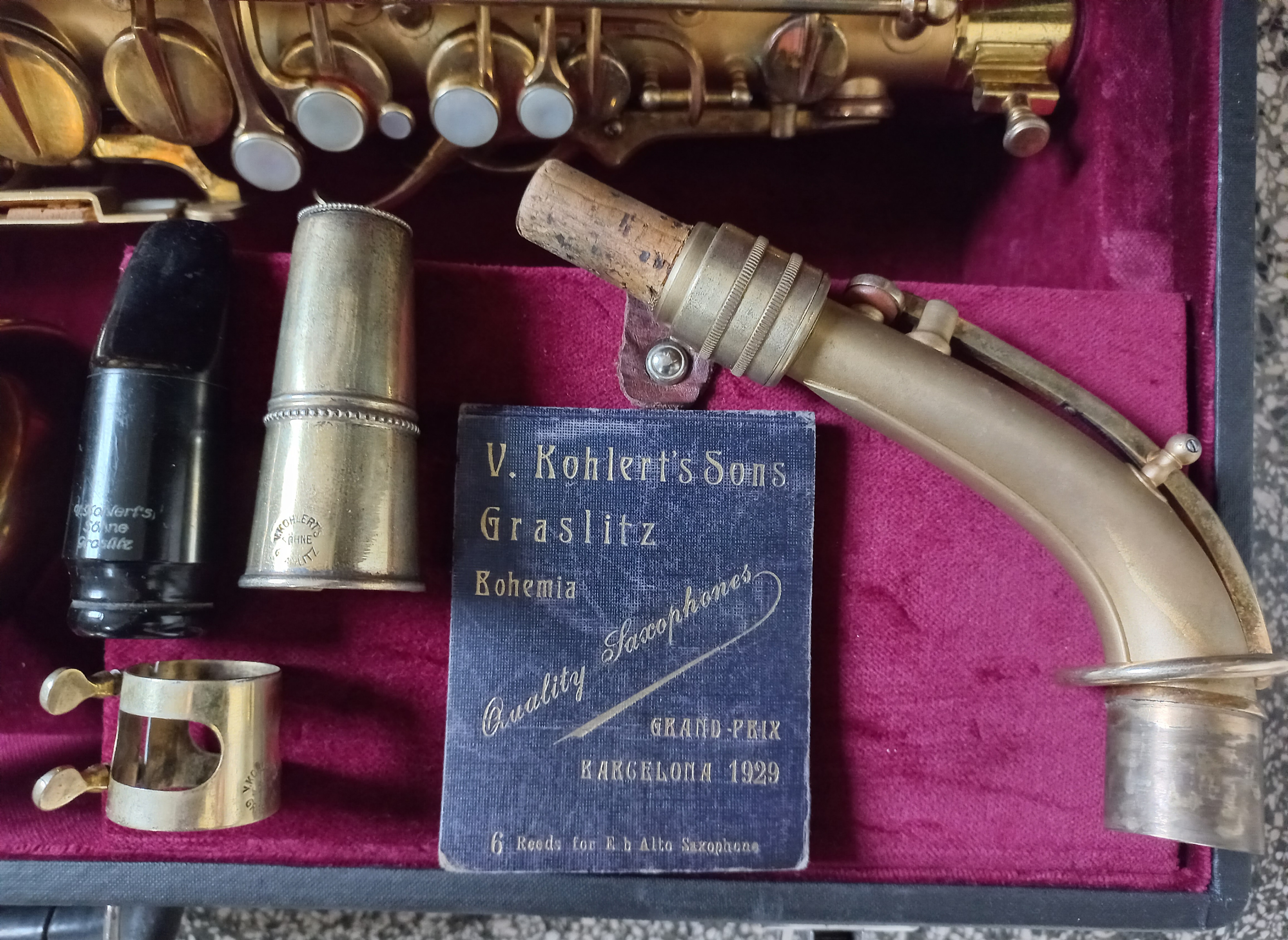 V.Kohlert s  Söhne , Graslitz   ( Gold ) 