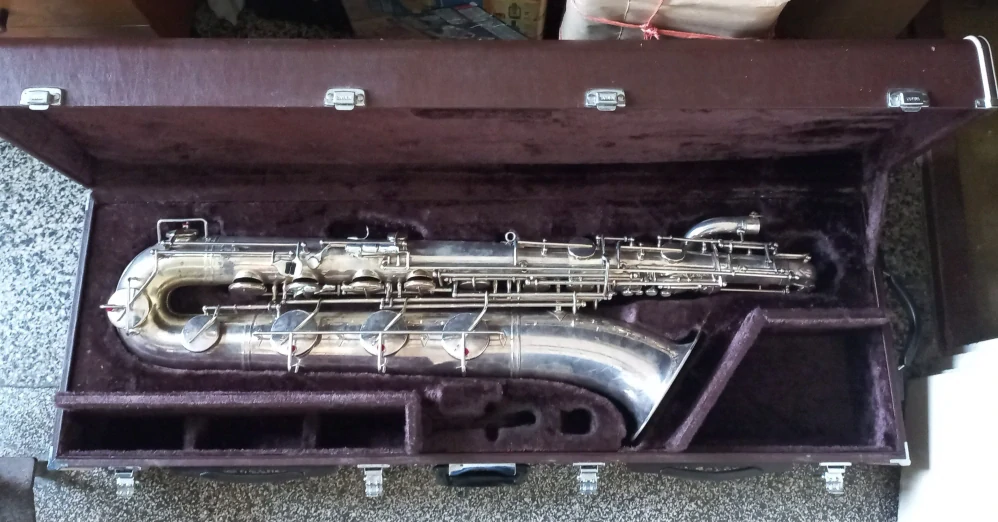 Yamaha - použitý kufr na baryton sax.
